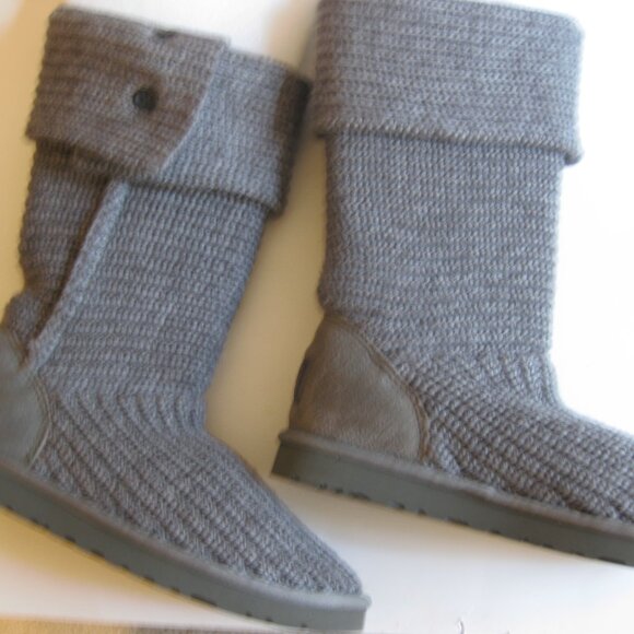 NWOT Sz 8 Ugg Women's Classic Cardy Knit Winter Boots Grey - Picture 8 of 16
